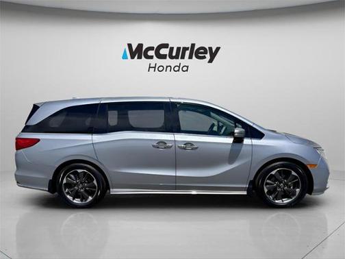 2023 Honda Odyssey 