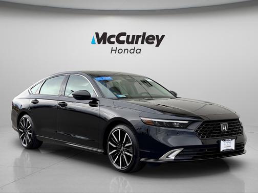 2025 Honda Accord Hybrid 