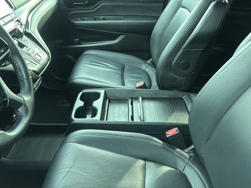 2023 Honda Odyssey 