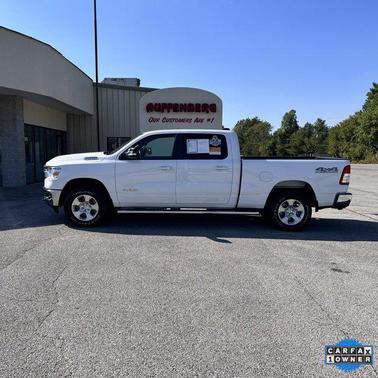 2022 RAM 1500 Big Horn Crew Cab 4x4 64' Box