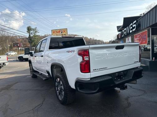 2021 Chevrolet Silverado 2500 Custom