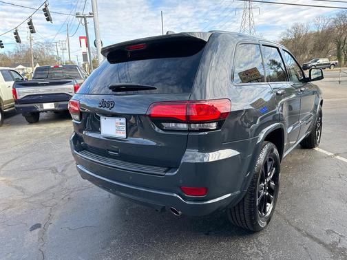 2018 Jeep Grand Cherokee Laredo E