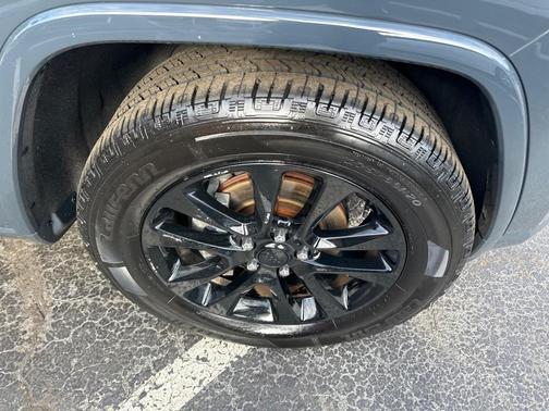 2018 Jeep Grand Cherokee Laredo E