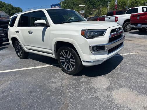 Blizzard Pearl 2017 Toyota 4Runner SR5 Premium