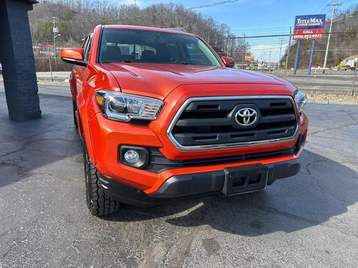 2017 Toyota Tacoma SR5