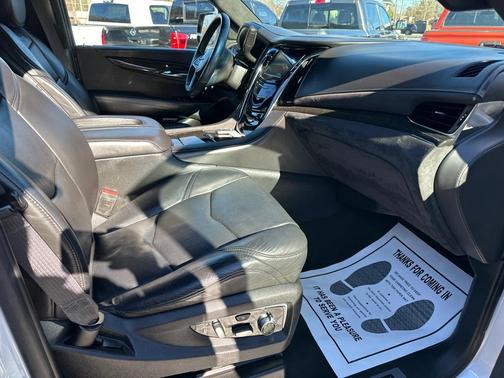 2017 Cadillac Escalade Platinum