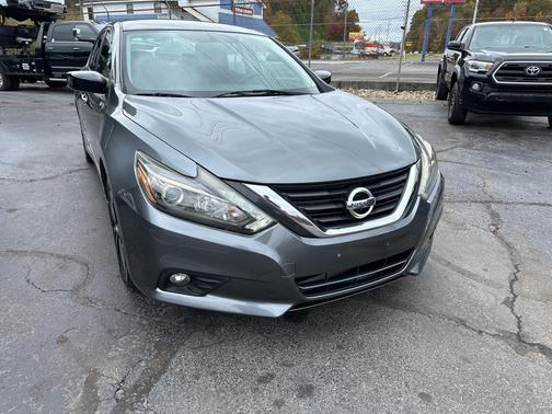 2017 Nissan Altima 2.5 SR