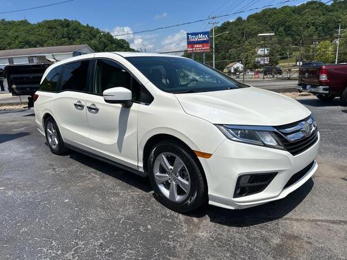 White Diamond Pearl 2019 Honda Odyssey EX