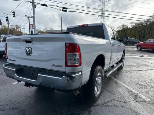 2019 RAM 2500 Big Horn Crew Cab 4x4 6'4' Box