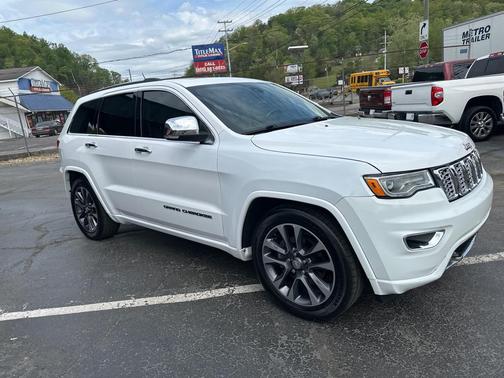Bright White Clearcoat 2017 Jeep Grand Cherokee Overland