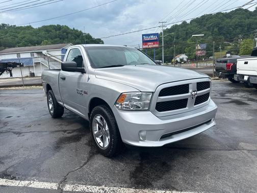 Bright Silver Metallic Clearcoat 2014 RAM 1500 Tradesman/Express