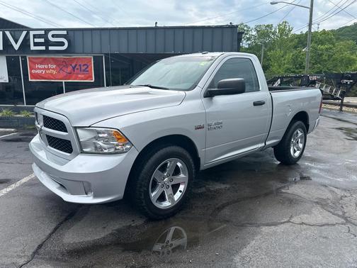 Bright Silver Metallic Clearcoat 2014 RAM 1500 Tradesman/Express