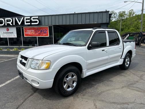 Oxford White Clearcoat 2005 Ford Explorer Sport Trac Adrenalin