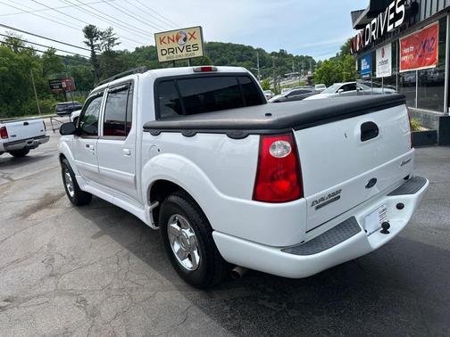 Oxford White Clearcoat 2005 Ford Explorer Sport Trac Adrenalin