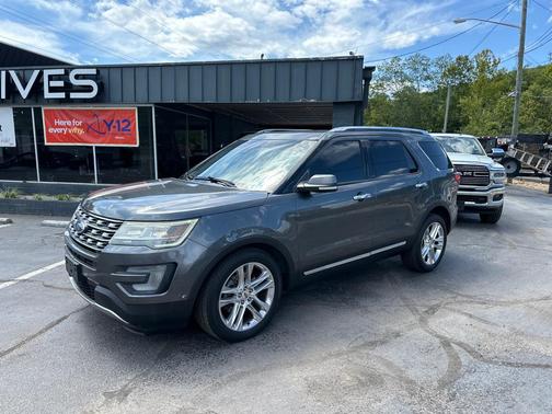 White Platinum Metallic Tri-Coat 2017 Ford Explorer Limited