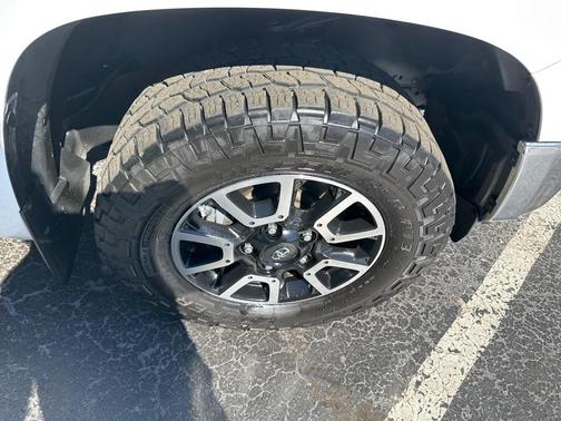 2014 Toyota Tundra SR5