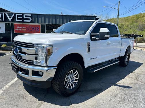White Platinum Metallic Tri-Coat 2019 Ford F-250 SUPER DUTY