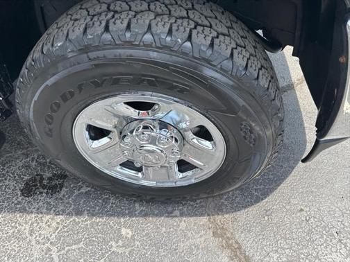 2019 RAM 2500 Tradesman Crew Cab 4x4 6'4' Box
