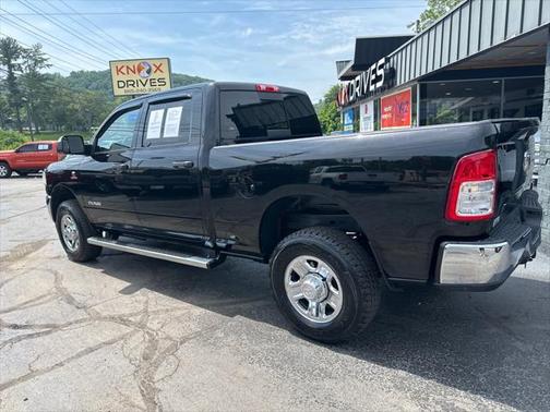 2019 RAM 2500 Tradesman Crew Cab 4x4 6'4' Box