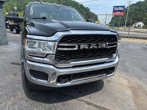 2019 RAM 2500 Tradesman Crew Cab 4x4 6'4' Box