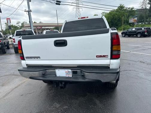 2006 GMC Sierra 2500 SLT H/D Crew Cab