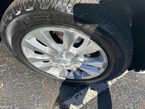 2014 Toyota Sequoia Platinum