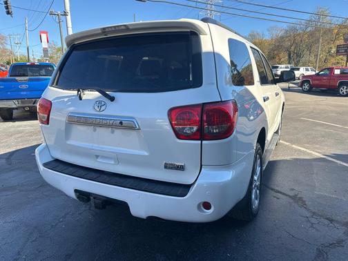 2014 Toyota Sequoia Platinum