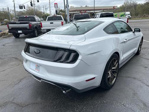 2017 Ford Mustang EcoBoost
