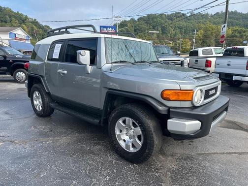 2010 Toyota FJ Cruiser Base