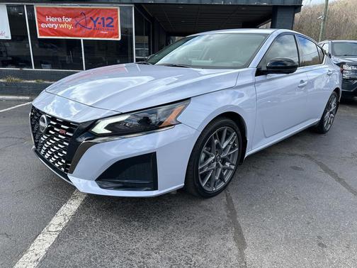 2024 Nissan Altima SR VC-Turbo FWD