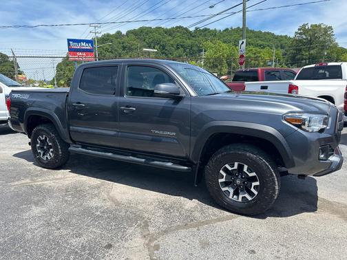 Magnetic Gray Metallic 2018 Toyota Tacoma TRD Off Road