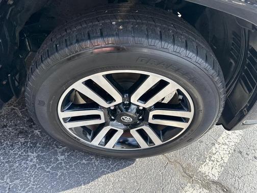 2014 Toyota 4Runner SR5