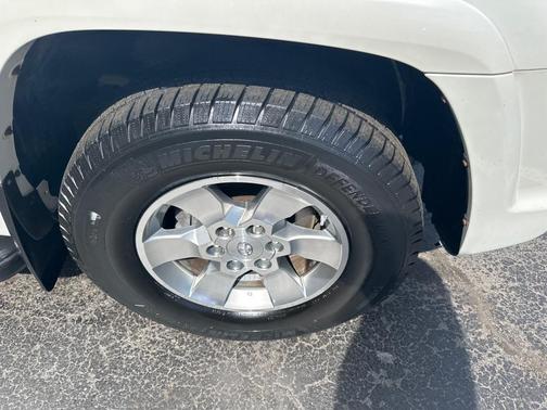 Blizzard Pearl 2012 Toyota 4Runner SR5