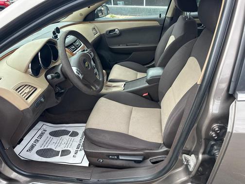 2011 Chevrolet Malibu 1LT