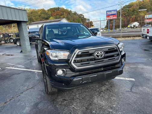2017 Toyota Tacoma Base