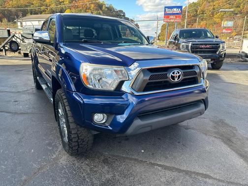2014 Toyota Tacoma Base