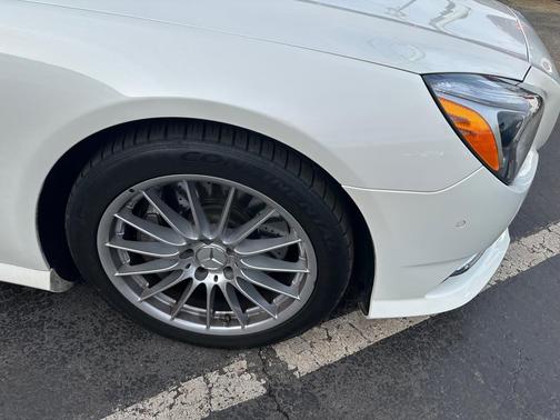 2013 Mercedes-Benz SL-Class 550