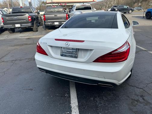 2013 Mercedes-Benz SL-Class 550