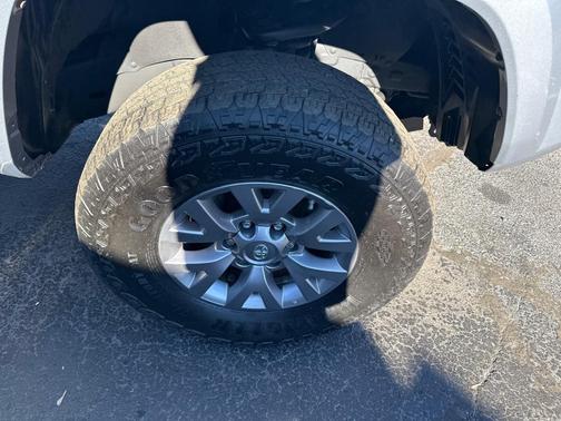 2018 Toyota Tacoma SR5