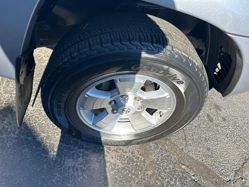 2015 Toyota Tacoma Base