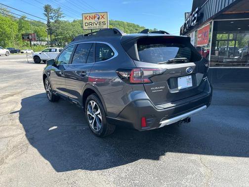 Magnetite Gray Metallic 2021 Subaru Outback Limited XT