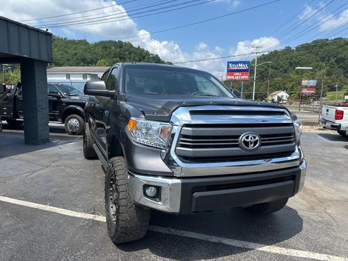 2014 Toyota Tundra SR5