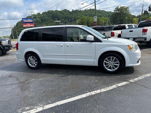 Bright White Clearcoat 2014 Dodge Grand Caravan SXT