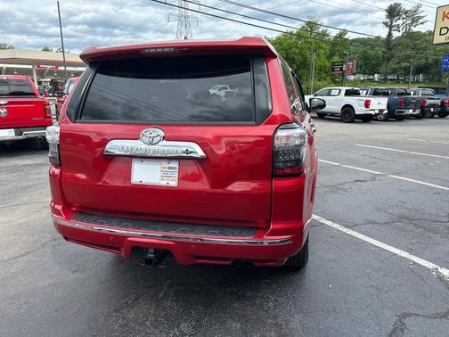 Barcelona Red Metallic 2015 Toyota 4Runner SR5 Premium
