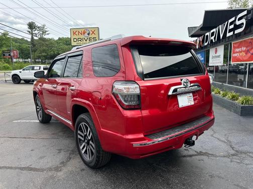 Barcelona Red Metallic 2015 Toyota 4Runner SR5 Premium