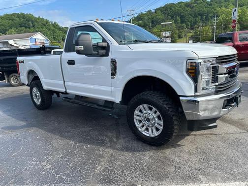 Oxford White 2019 Ford F-250 XL