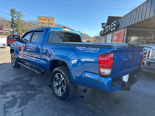 2017 Toyota Tacoma Base