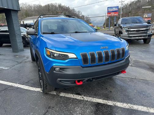 2021 Jeep Cherokee Trailhawk
