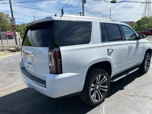 WHITE 2017 GMC Yukon Denali