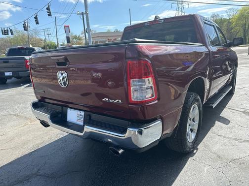 Delmonico Red Pearlcoat 2021 RAM 1500 Big Horn/Lone Star
